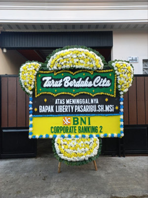 Papan Bunga Duka di Gurah